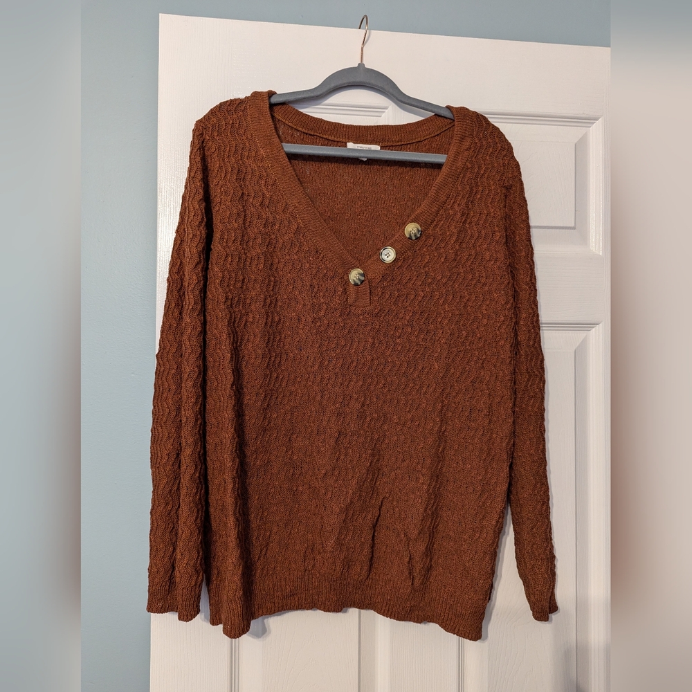 Maurices sweater